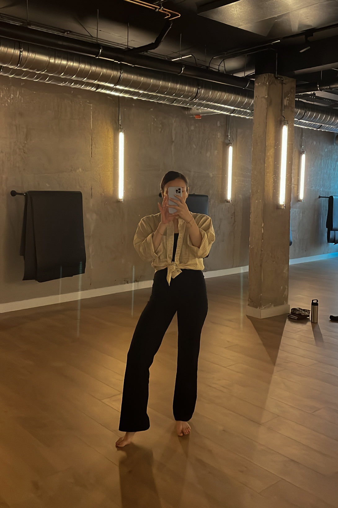 flare noir profond